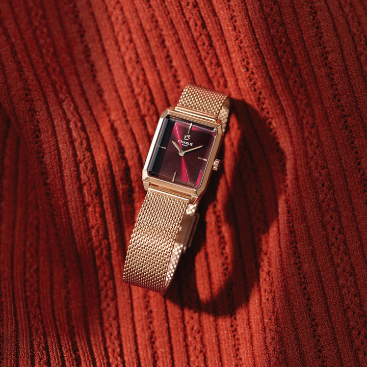 Montre Charlie Paris MONCEAURosé &amp; Bordeaux 36 mm en acier inoxydable Charlie Paris Montre Montre Charlie Paris MONCEAU Or Rosé &amp; Bordeaux 36 mm | Dépositaire Officiel Canada | Mathieu Blanchard Joaillerie Mathieu Blanchard Joaillerie