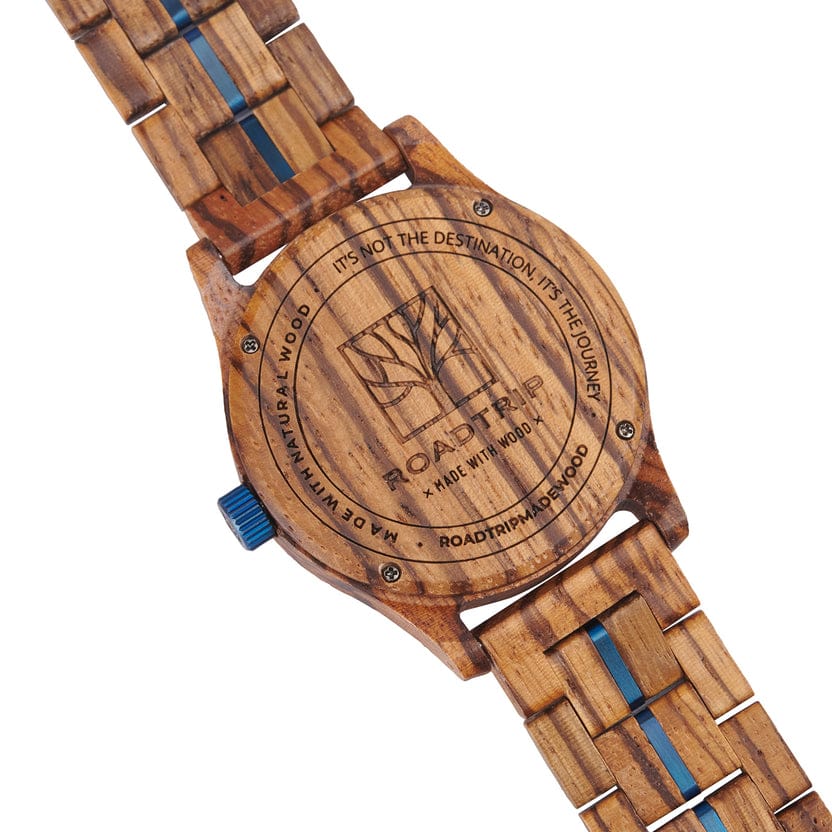 Montre en bois Horizon Heure Bleue Roadtripmadewood Montre en bois Acier inoxydable plaqué bleu RTMW-HORIZON-HEURE-BLEUE Montre Horizon - Heure Bleue en bois | Mathieu Blanchard Joaillerie Mathieu Blanchard Joaillerie