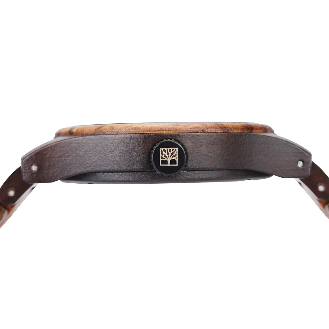 Montre en bois Roadtrip L’Instinct Roadtripmadewood Montre en bois Acier inoxydable plaqué noir RTMW-ROADTRIP-LINSTINCT Montre Roadtrip - L’Instinct en bois | Mathieu Blanchard Joaillerie Mathieu Blanchard Joaillerie