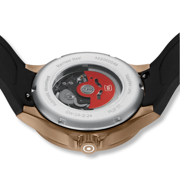 Montre GLOCK Automatique 44mm - Coyote GW-14-2-24 GLOCK Montres Acier inoxydable plaqué or jaune GW-14-2-24 Montre GLOCK Automatique 44mm GW-14-2-24 | Mathieu Blanchard Mathieu Blanchard Joaillerie