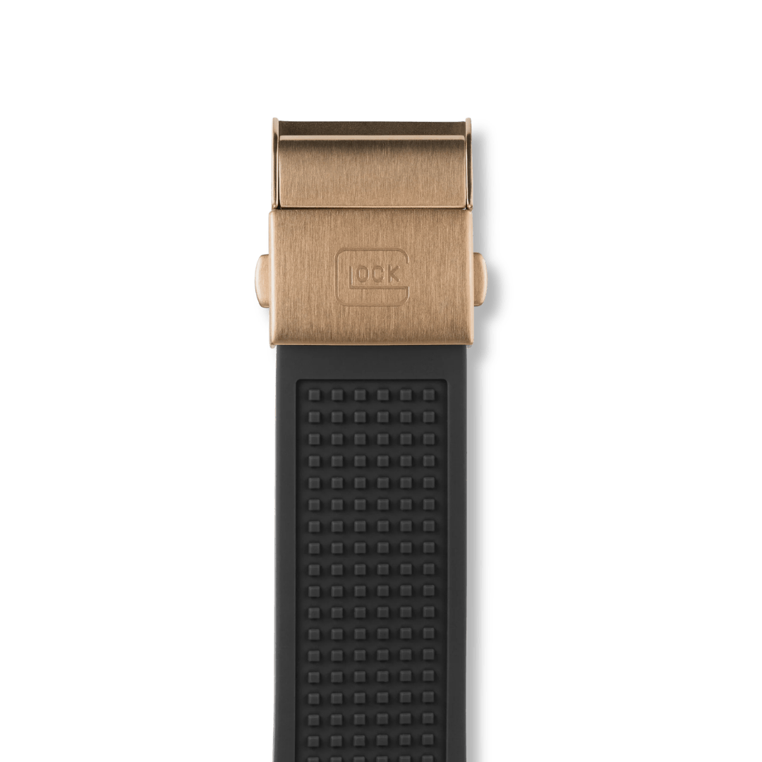 Montre GLOCK Automatique 44mm - Coyote GW-14-2-24 GLOCK Montres Acier inoxydable plaqué or jaune GW-14-2-24 Montre GLOCK Automatique 44mm GW-14-2-24 | Mathieu Blanchard Mathieu Blanchard Joaillerie