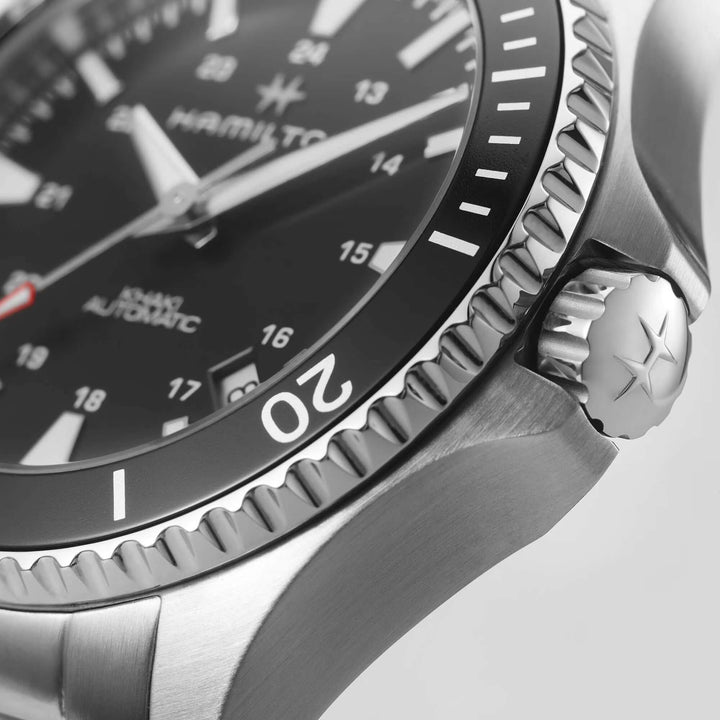 Hamilton Watches Montre Hamilton Khaki Navy Scuba Automatique 40mm  H82335131