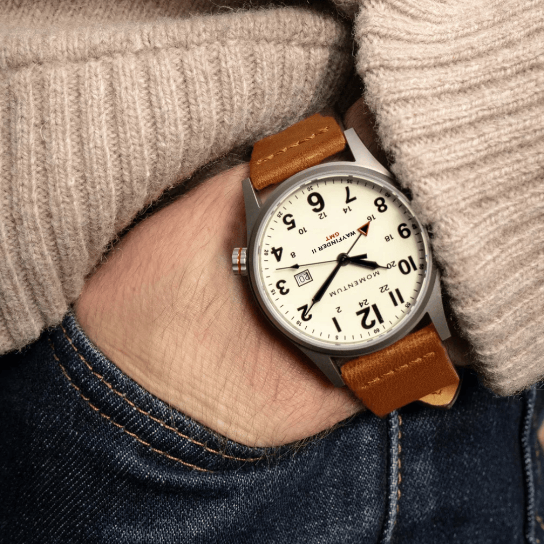 Montre Momentum Wayfinder II GMT- Blanc 40mm Momentum Montre Titane 033BBCAFD-AA-B-B-AAM-AI-AB-B-K8 Montre Wayfinder II GMT- Blanc 40mm - Mathieu Blanchard - Dépositaire officiel Momentum Canada Mathieu Blanchard Joaillerie