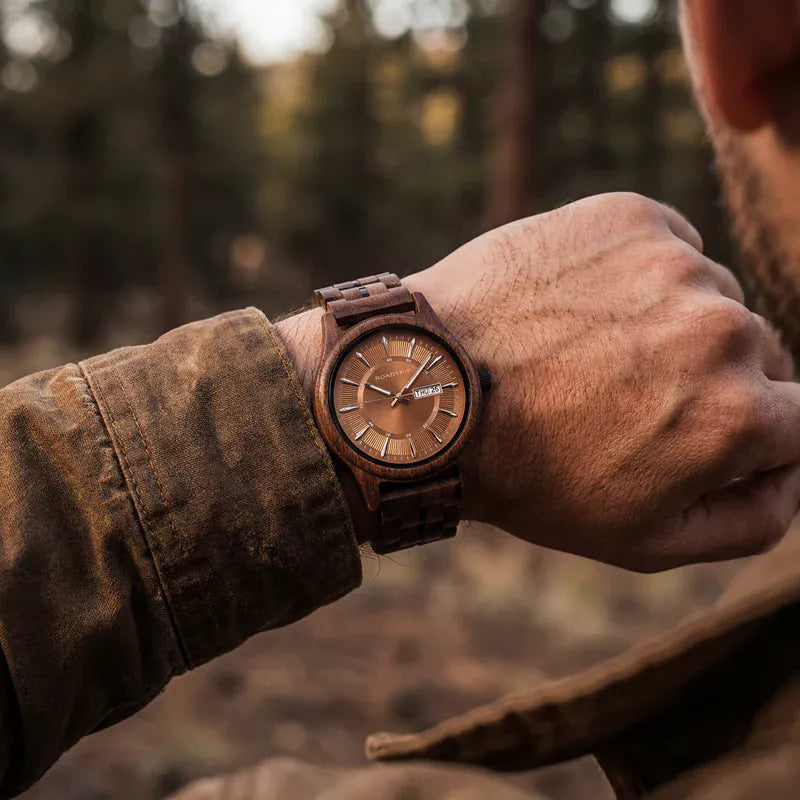 Roadtripmadewood Montre en bois Montre Roadtrip - Torréfaction en bois