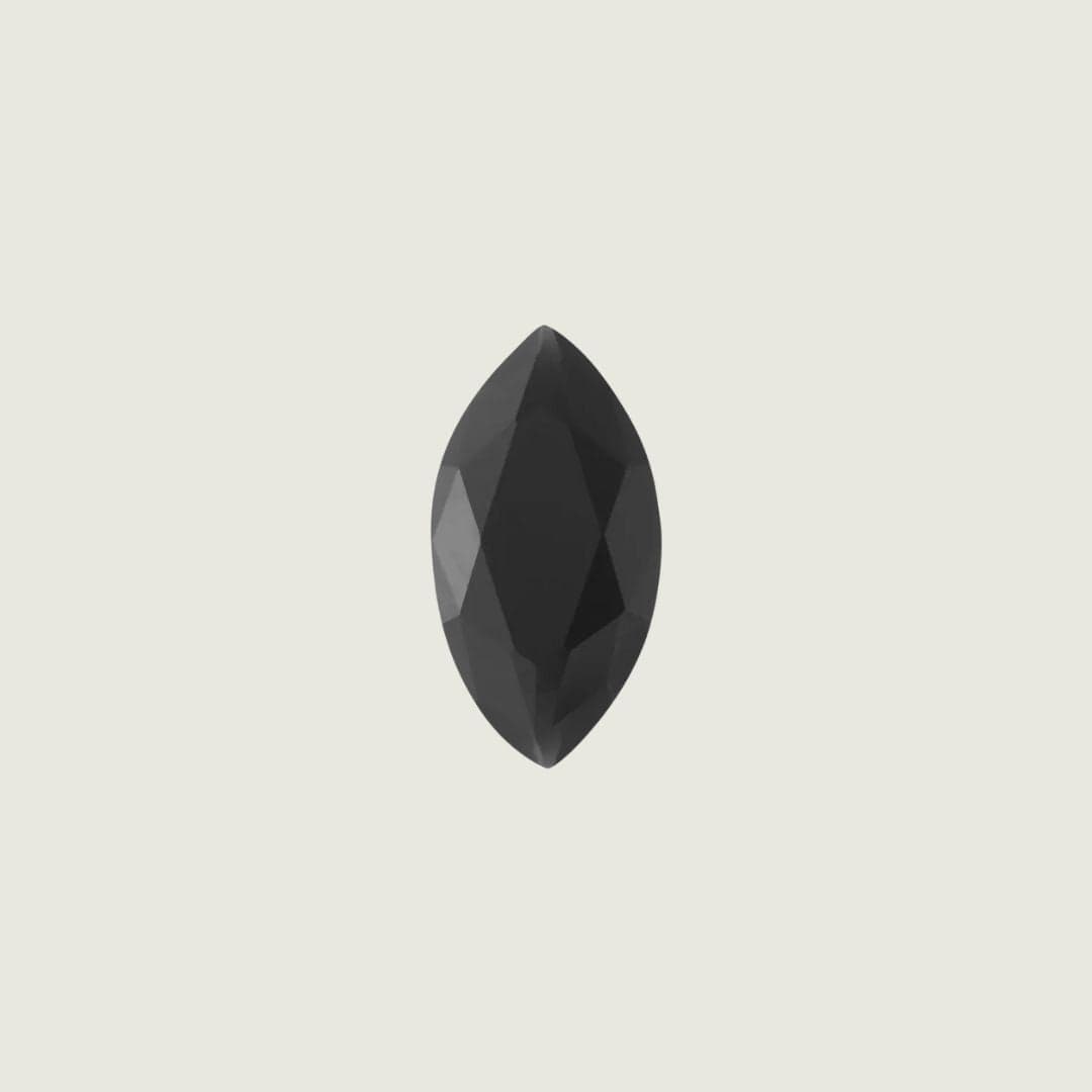 Onyx Naturel Taille Marquise 7x14 mm Mathieu Blanchard ONYX-GEN:178275:G Onyx Naturel Taille Marquise 7x14 mm Mathieu Blanchard Joaillerie