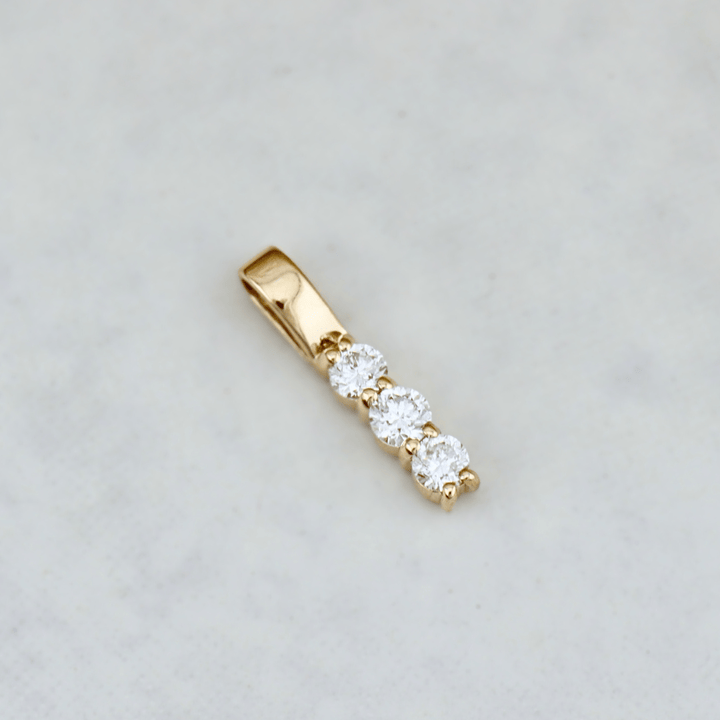 Pendentif Barre de diamants Mathieu Blanchard Collier Pendentif Barre de diamants | Mathieu Blanchard Mathieu Blanchard Joaillerie
