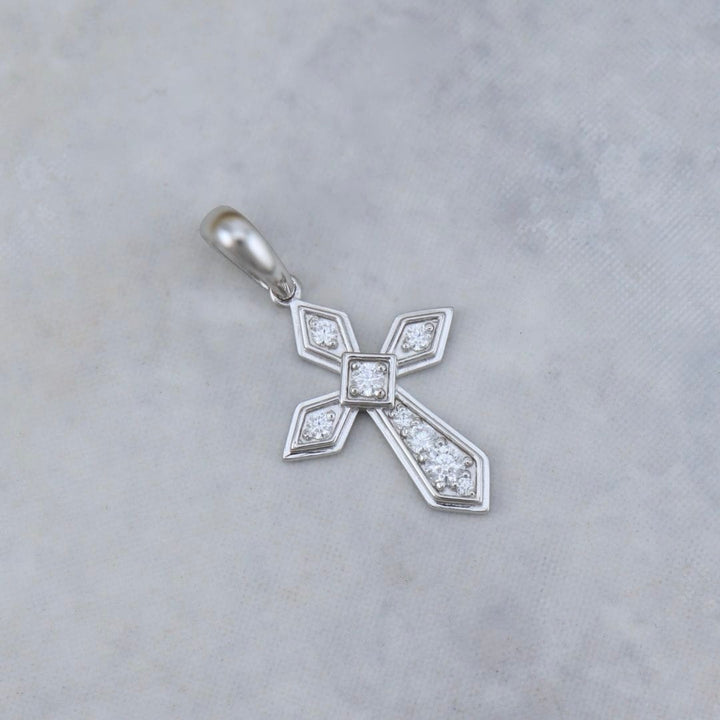 Pendentif Croix Mathieu Blanchard Pendentif Croix en argent sterling et moissanites | Mathieu Blanchard Mathieu Blanchard Joaillerie