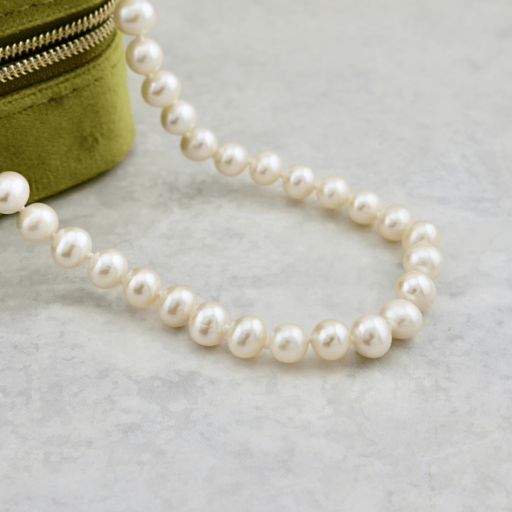 Perles 5.5 mm et or jaune 14K Mathieu Blanchard Joaillerie Collier ou bracelet Perles d&