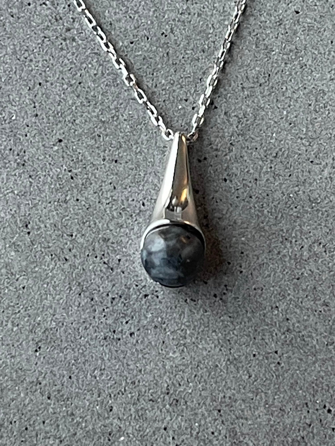 Caroline Néron Colliers Collier Perle de Mère Labradorite et argent sterling